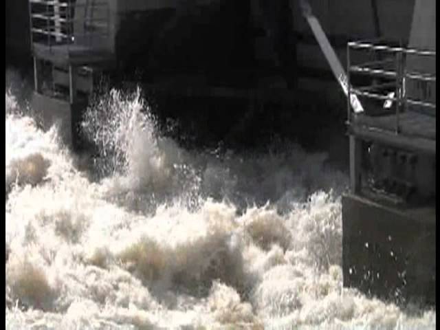 Corps releases 22,000 cfs from Lake Darling Dam