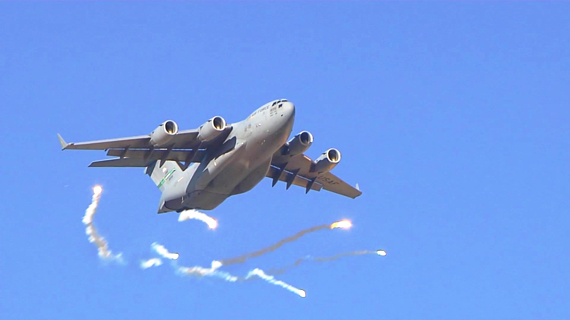 US Air Force - A-10Cs, C-17s & Paratroopers At Exercise Joint Forcible Entry [1080p]