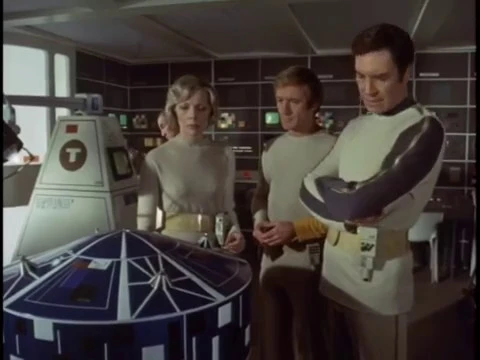 Space 1999 S01E17 The Last Sunset