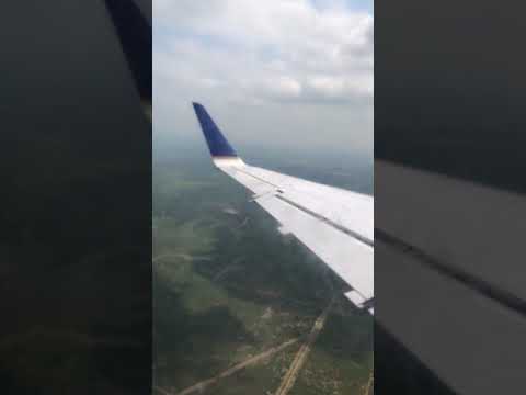 Landing in Laredo 3-27-18