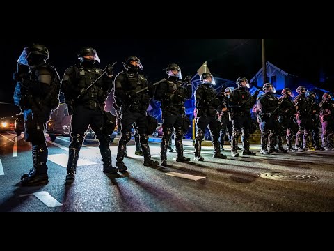 Portland ICE agents and Department of Homeland Security make a targeted arrest