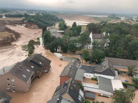 اثار فيضانات المانيا التي خلفت قتلى ومفقودين اعصار قمعي يضرب كندا يوليو 2021