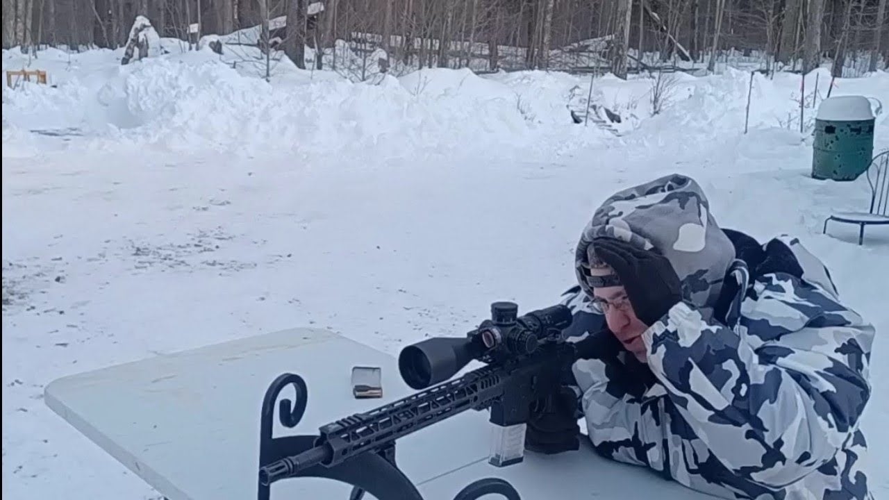 One Handed AR-15 shooting... 2moa