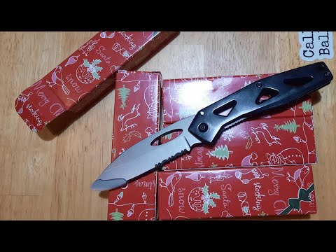 Christmas Is The Season Of Giving Knife, And Help Out 3 Channels Giveaway Must Sub 5 Channels