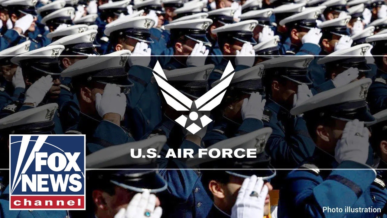 Air Force 'duped' into releasing Republicans' service records