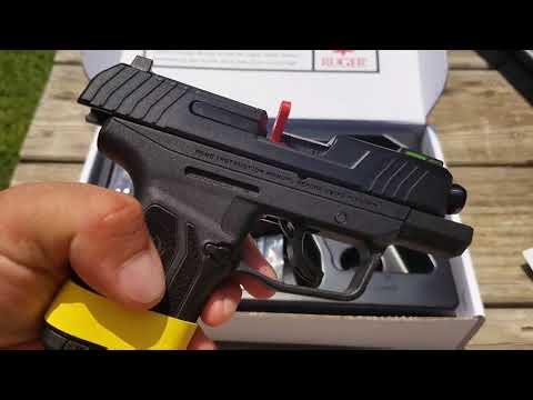 Ruger Max-9 Pro Subcompact 9mmTable Top Review.
