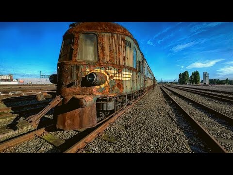 An Abandoned Orient Express Train Leaves Us In Awe As It Slowly Rots Away