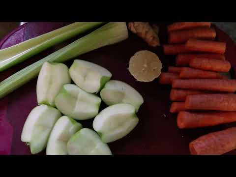 APPLE CARROT GINGER SHOTS