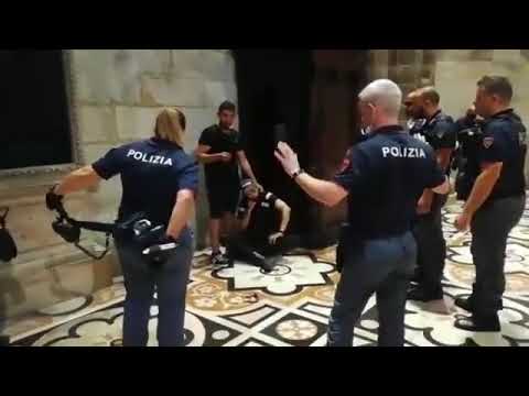 MUSLIM THREATENS WITH KNIFE AN ITALIAN INSIDE THE DUOMO CATHEDRAL OF MILAN