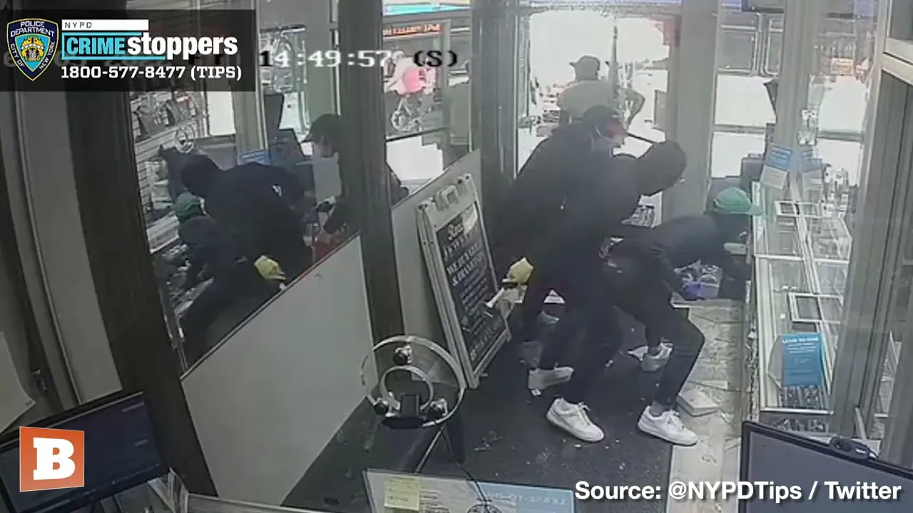 NYC: Masked Men Steal $2M in Jewelry in Broad Daylight