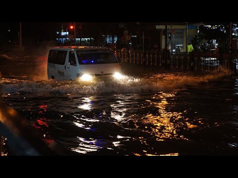 [LIVE] Heavy rains cause floods in Cagayan de Oro city, Philippines - October 2, 2021