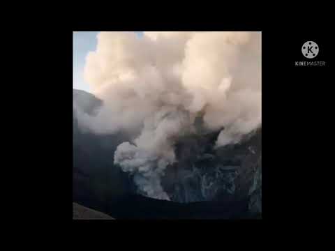 انفجار ضخم في مستودع للذخيرة في كازاخستان  نشاط بركان دوكونو في اندونيسيا أغسطس 2021