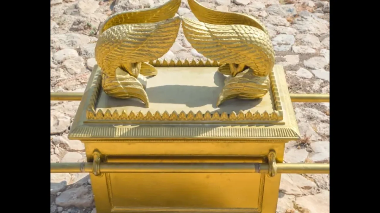 I Saw The Ark Of The Covenant-Dream On A Street Corner