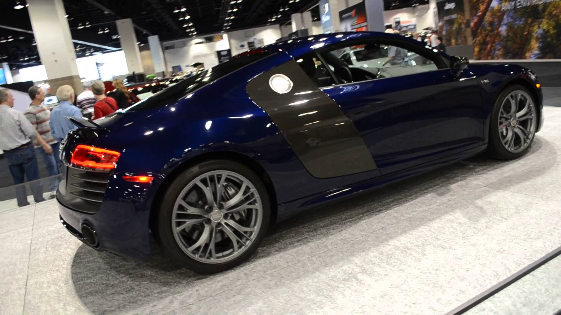 2014:2015 Audi R8 V10 Plus