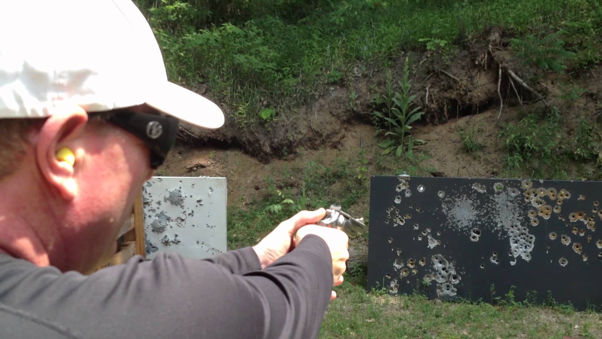 Sharing Our Second Amendment: Marcel shoots the S&W Model 66 (.357 Magnum)