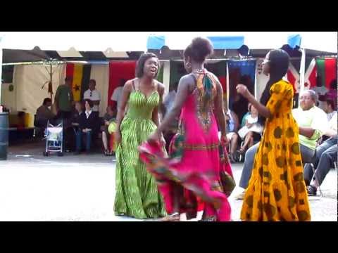 African Festival - Pretty Dancers (1)