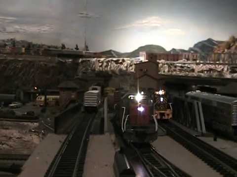 TopHobbyTrains Intermountain N Scale SD40-2T LokSound DCC Sound