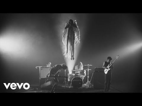 Starcrawler - She Gets Around