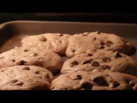 Best Chocolate ChIp Cookies