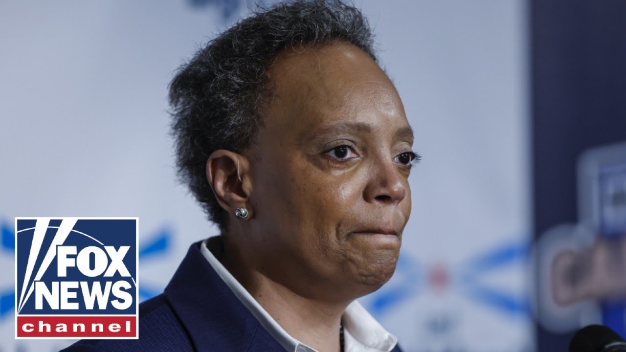 'GET THE HELL OUT': Chicago reporter confronts Lori Lightfoot