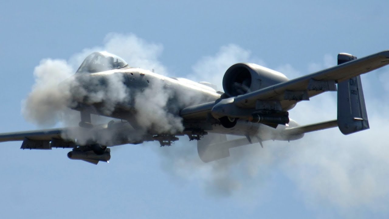 A-10 Thunderbolt II Gun Run & Reloading the GAU-8 Avenger 30mm Cannon ...