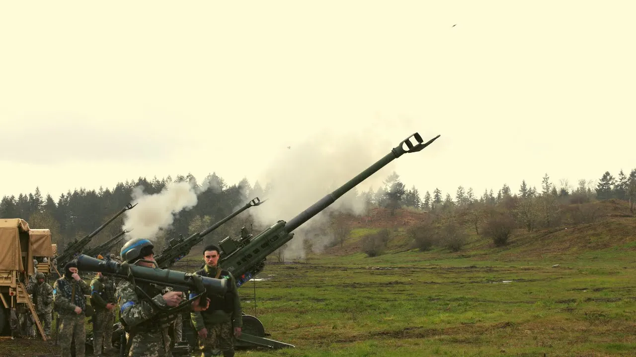 Counter Attacks Today: Ukrainian fires M777 howitzer destroy 70 Russian armored vehicle near Kharkiv