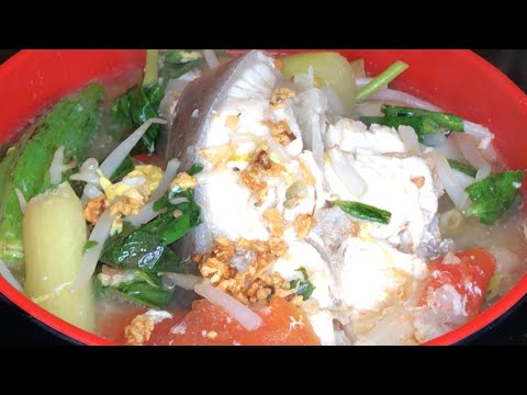Sweet & Sour Catfish🐟 Soup🍲 | សម្លម្ជូរយួនជ (Delicious Khmer & Vietnamese Food with U.S. Catfish)