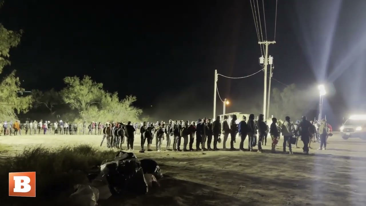 EXCLUSIVE VIDEO: 600 Migrants Cross Border in 3 Hours into Texas Border Town