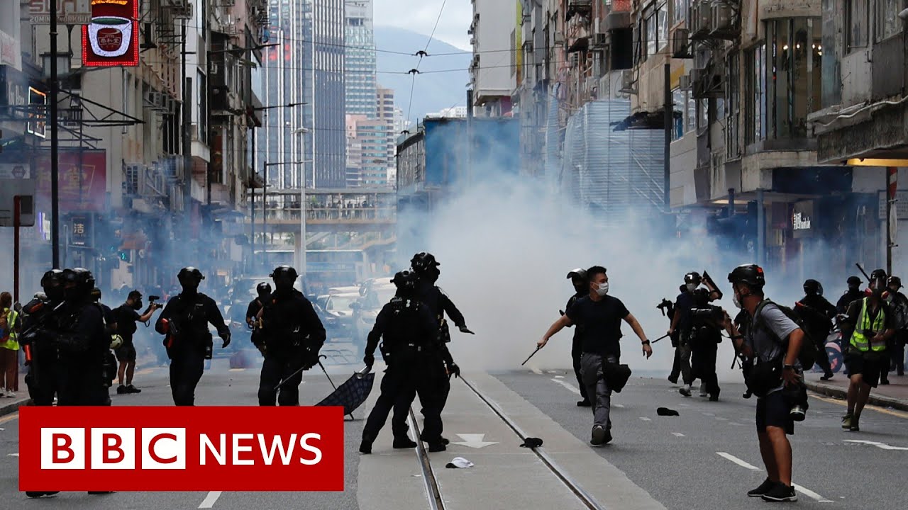 Hong Kong: US passes sanctions as nations condemn new law - BBC News