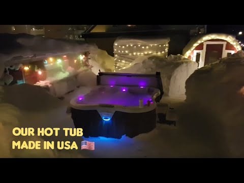 100% Winter Hot Tub! Midst of Huge Snowpiles!