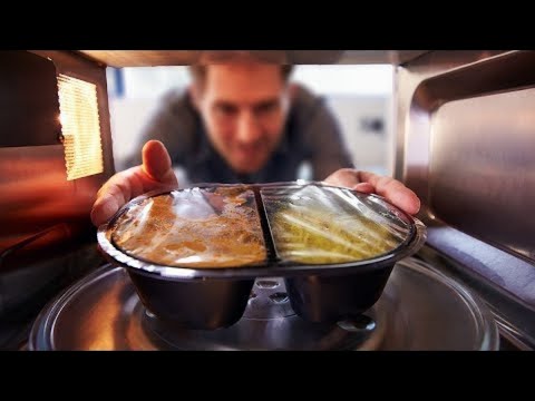 Items That People Should Never, Ever Put In The Microwave Under Any Circumstances