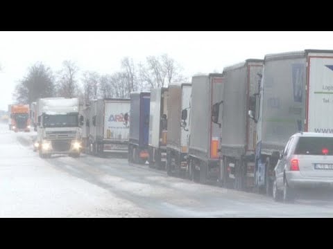 Snowstorms bring traffic to a standstill between Poland and the Baltic states