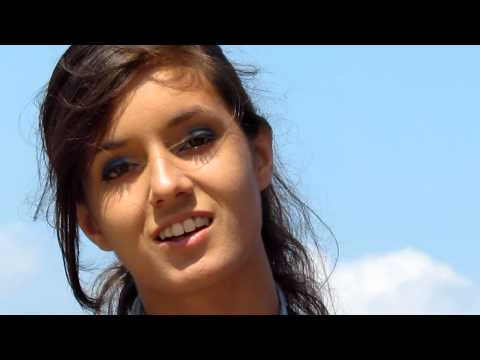 Kristin Gray Sings Body In A Box
