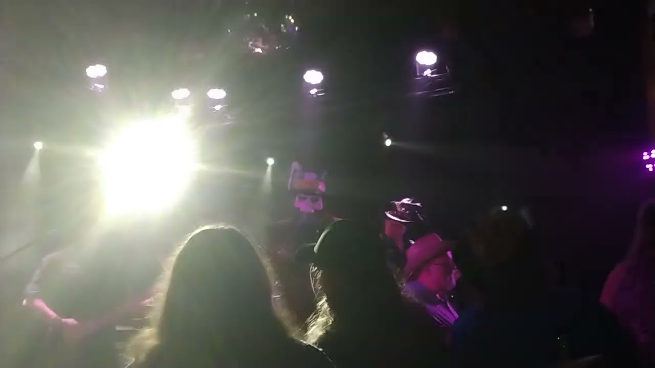 Voodoo Slim Entersandman live Chattanooga TN 5.13.23