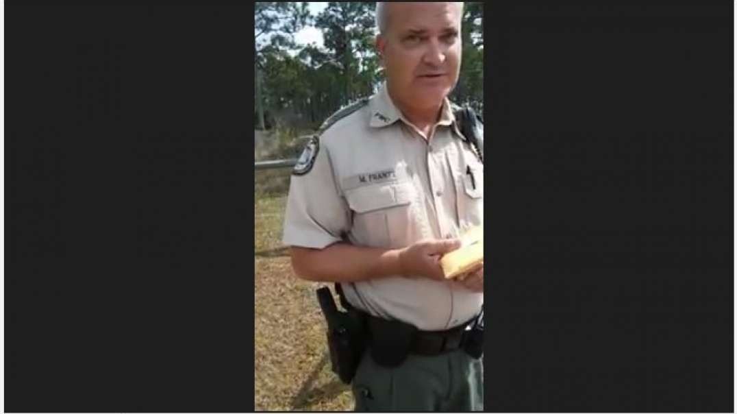 FLORIDA FWC COPS DONT LIKE PEOPLE INFORMING THE SHEEPLE THAT COLLECTING NAMES IS ILLEGAL