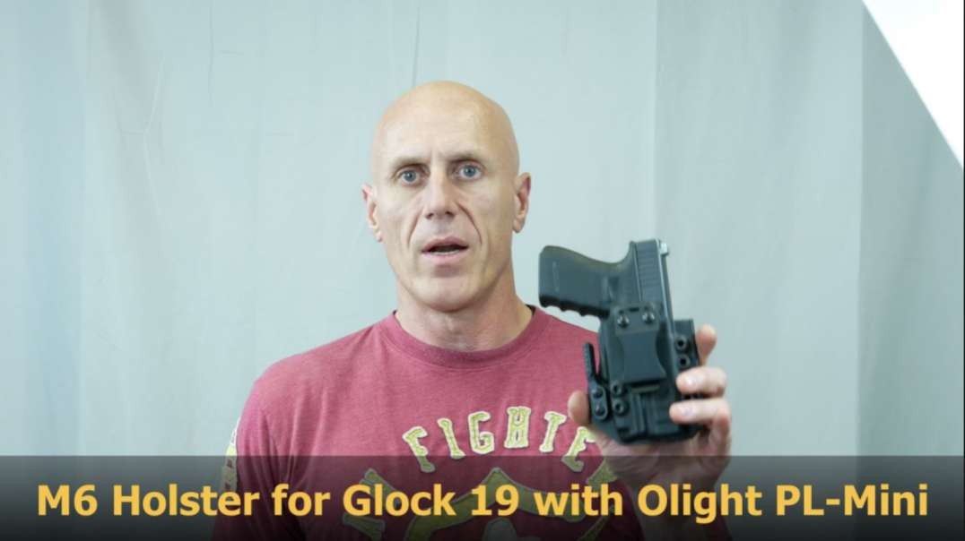 Werkz M6 Holster for the Glock 19 with the Olight PL-Mini Valkyrie