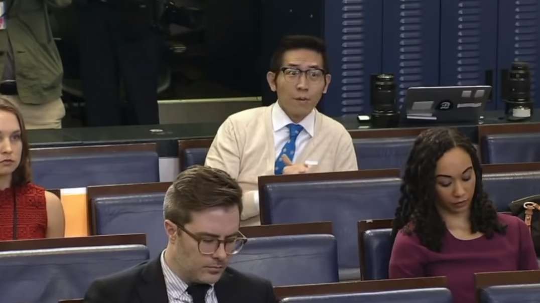 Arrest and Deport The Liar! Chinese reporter lied to President Trump