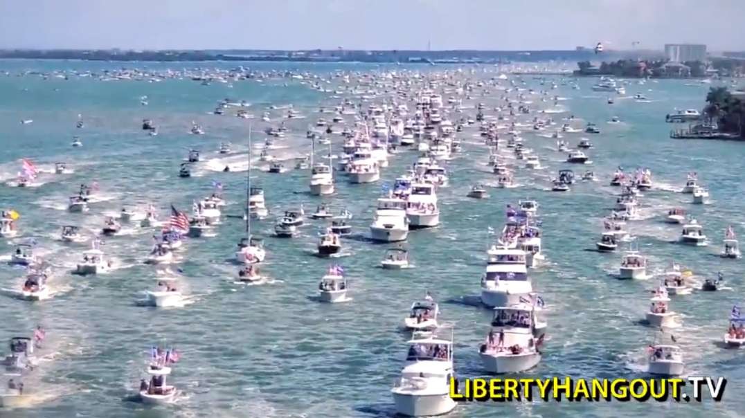 Americans love Trump! The media will NEVER show you the size of these boat rallies!
