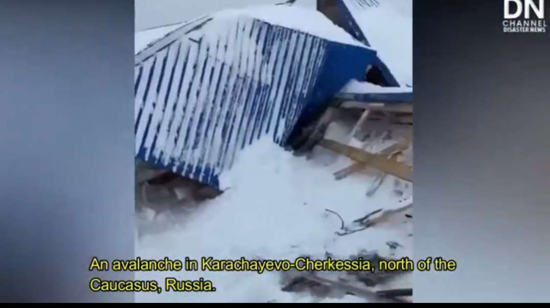 Huge Avalanch in Caucasus, Russia - Jan. 18, 2021 лавина.mp4