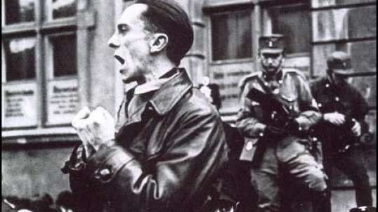 LA CUESTIÓN RACIAL Y LA PROPAGANDA MUNDIAL POR JOSEPH GOEBBELS