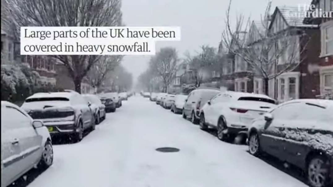 Rare snowfall blankets London and large parts England.mp4