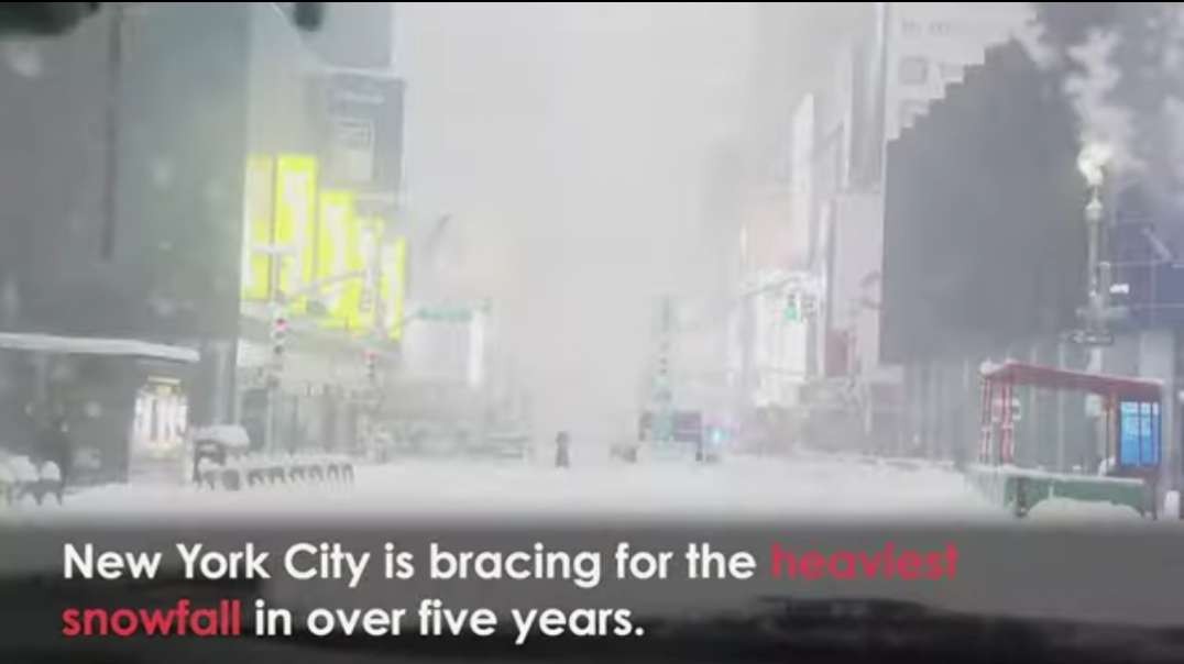 Storm Orlena- New York City Pummeled by Heaviest Snowstorm in Over Five Years.mp4