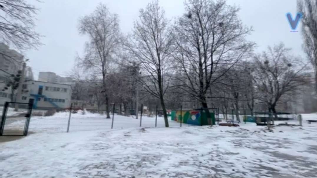 Ice storm froze houses and trees in Kharkov, Ukraine - Катаклизмы за день.mp4