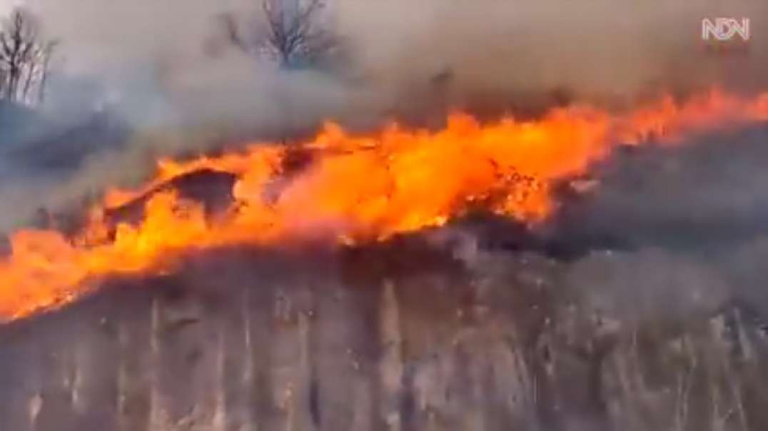 Major Fire in Bera, Navarra, out of control, village evacuation. Spain wildfire _low.mp4