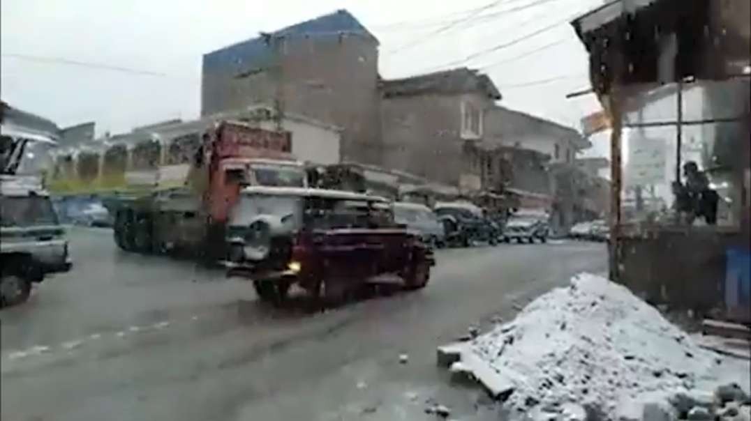 (March 14, 2021) Heavy Snowfall Hits Kalam, Pakistan - Natural disasters.mp4