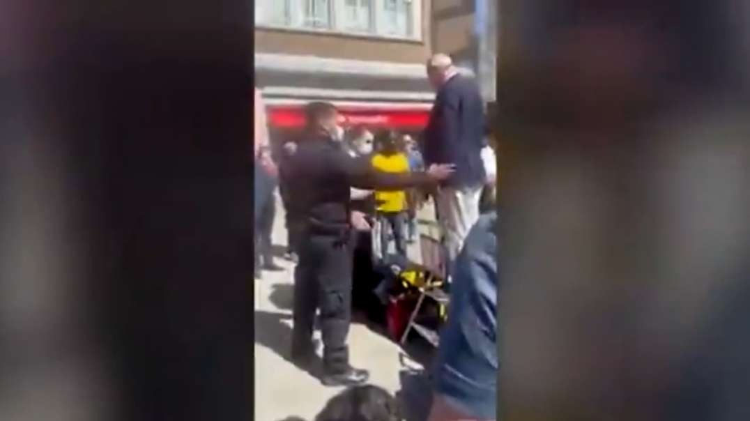71 yro London Pastor arrested for saying marriage should be between a man and a .mp4