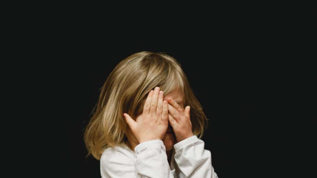 Angry Parent Calls Out School Board Over Sex Book For Five Year Old's