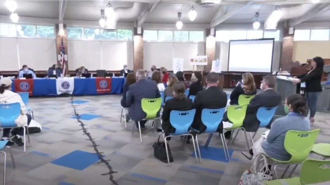 "You work for me. I don't work for you." Mom takes school board to the cleaners