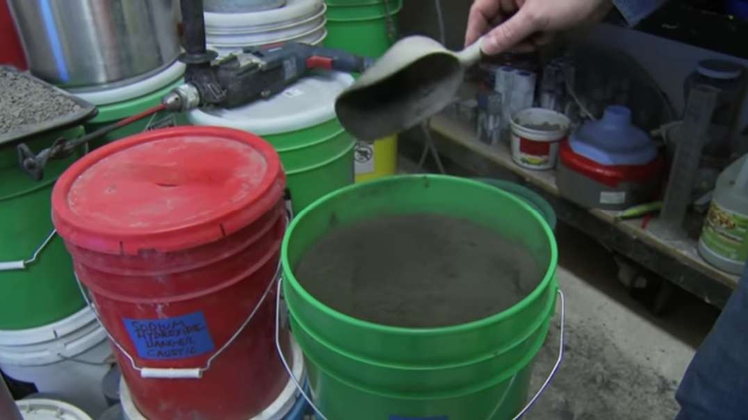 Geopolymers- what are geopolymers made of_.mp4