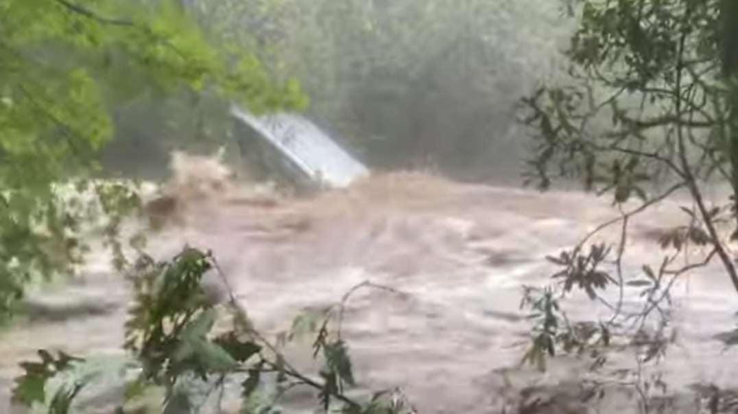 POWERFUL FLASH FLOOD in Pisgah National Forest, NC from ...